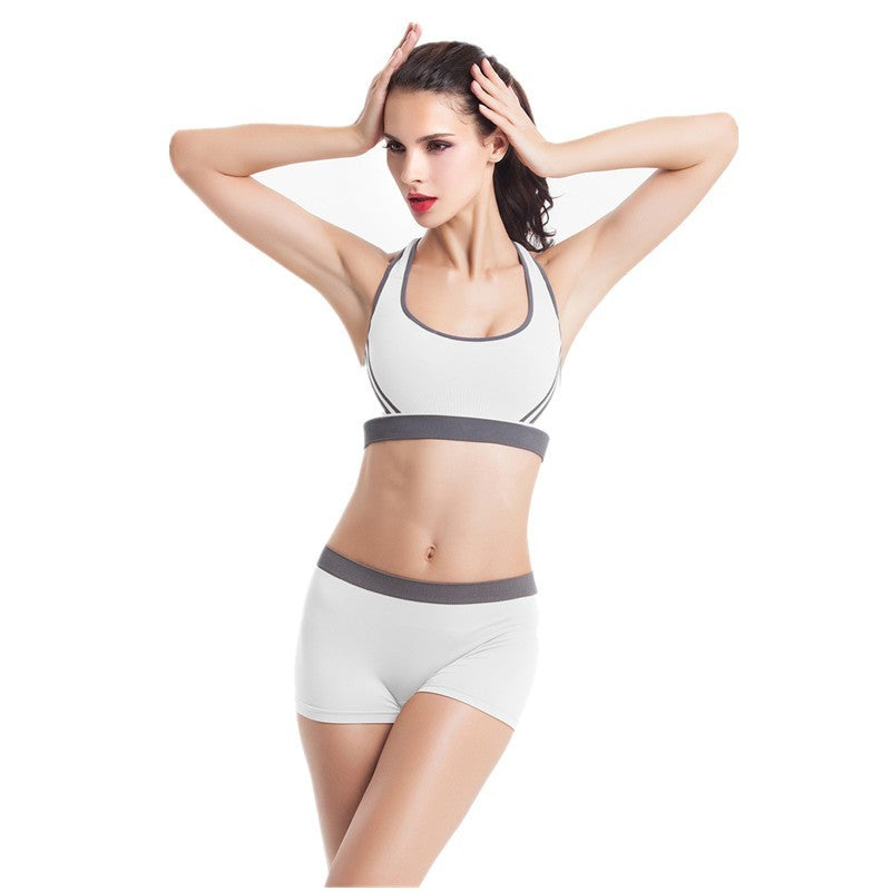 reggiseno e pantaloncino