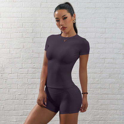 Completo Sportivo Donna - Top e Shorts Attillati